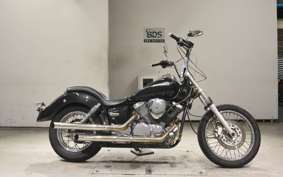 YAMAHA DRAGSTAR 250 VG02J