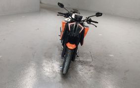 KTM 1290 SUPER  DUKE R V3940