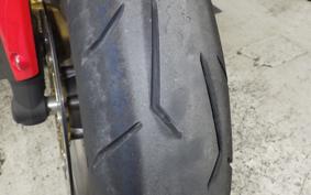 TRIUMPH DAYTONA 675 2008