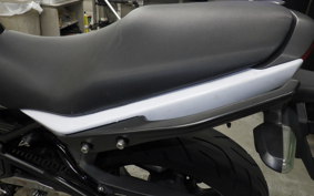 KAWASAKI ER600 F 2010