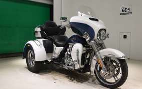 HARLEY FLHTCUTG TRIKE 2015