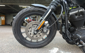 HARLEY XL883N 2009 LE2