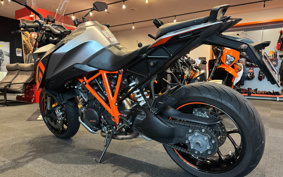 KTM 1290 SUPER DUKE GT 2017 V6940