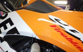HONDA CBR1000RR 2005