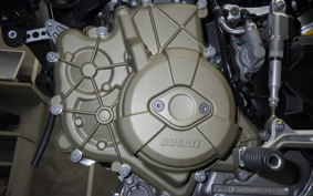 DUCATI HYPERMOTARD698モノ 2024