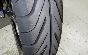 SUZUKI GSR250