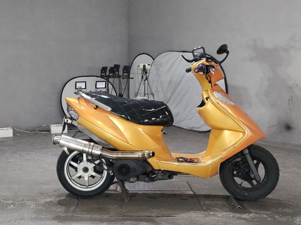 Фото Suzuki ADDRESS V125 с японского аукциона