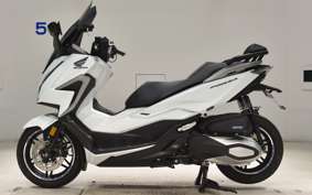 HONDA FORZA 250 MF15