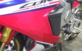 HONDA CBR1000RR GEN 3 SPECIAL SC77