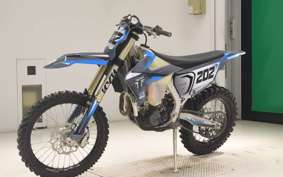 TRIUMPH TF250E