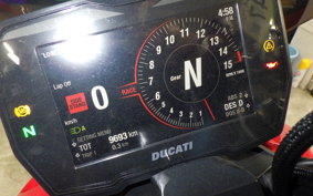 DUCATI STREETFIGHTER V4 S 2021