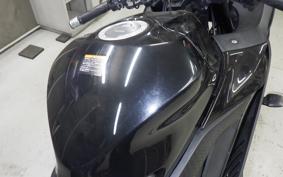YAMAHA YZF-R25