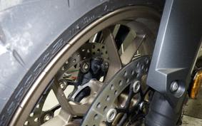 HONDA CB650R E-Clutch 2025 RH17