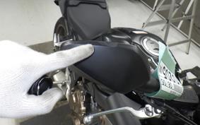 HONDA CB650R 2024 RH17