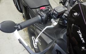 YAMAHA T-MAX 560 2025 SJ21J