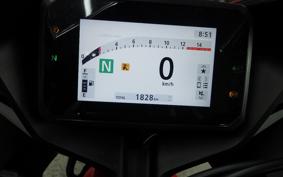 HONDA CBR650R E-Clutch 2025 RH17