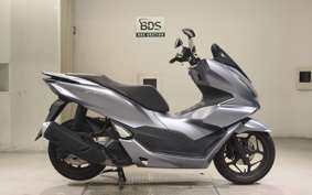 HONDA PCX125 2015 JK05
