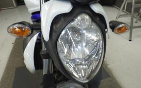 SUZUKI ｸﾞﾗﾃﾞｨｳｽ650 2014