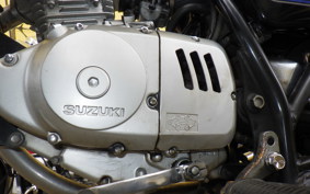SUZUKI GN125 H