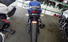 SUZUKI GIXXER 250 SF ED22B