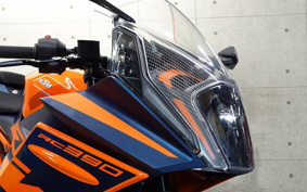 KTM 390 RC 2022 JYJ40