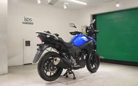 SUZUKI Vｽﾄﾛｰﾑ250A