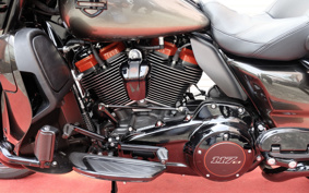 HARLEY HARLEYFLHTKSE CVO 2019 TEH