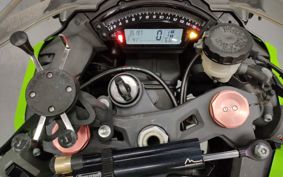 KAWASAKI ZX 10 NINJA R 2014 ZXT00J