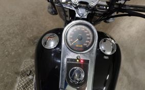 HARLEY FLSTC 1450 2001 BJY