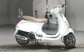 VESPA PRIMA BEIGE RA125 ..