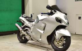 SUZUKI GSX-1300R HAYABUSA 2002