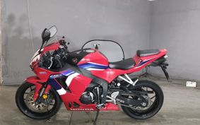 HONDA CBR600RR PC40
