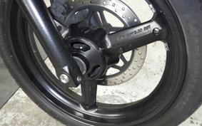 SUZUKI GSR250