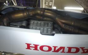 HONDA CBR600RR GEN 3 PC40