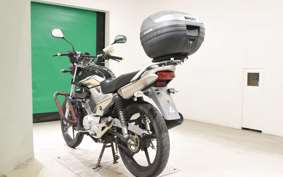 YAMAHA YBR125