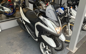 YAMAHA TRICITY 125 SE82J