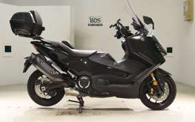 YAMAHA T-MAX 560 T SJ19J