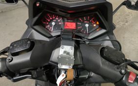 YAMAHA T-MAX 530 SJ09