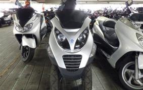 PIAGGIO MP3 250