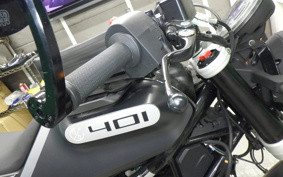 HUSQVARNA SVARTPILEN 401 2022