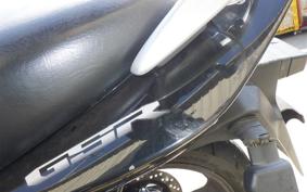 SUZUKI GSR250
