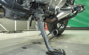 SUZUKI GSR250 2023