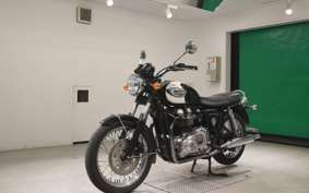 TRIUMPH BONNEVILLE T100 2005