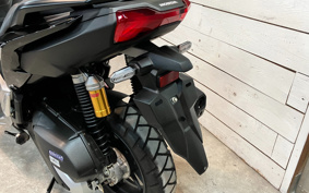 HARLEY XL883N 2016 LE2