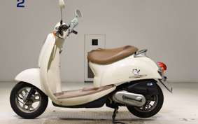 HONDA CREA SCOOPY 2015 AF55