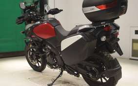 SUZUKI Vｽﾄﾛｰﾑ1000A 2019 VU51A