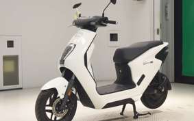 HONDA EM1 e: EF16