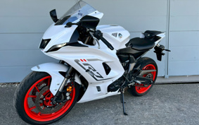 YAMAHA YZF-R7 2024 RM39J