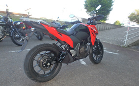 SUZUKI STROM SX 8BK