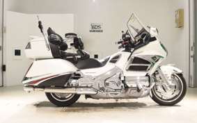 HONDA GL 1800 GOLD WING 2013 SC68